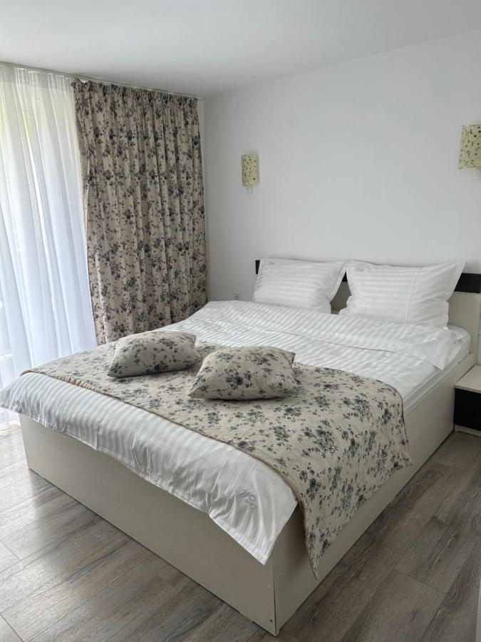 Hotel Casa Mia Moeciu De Sus Esterno foto