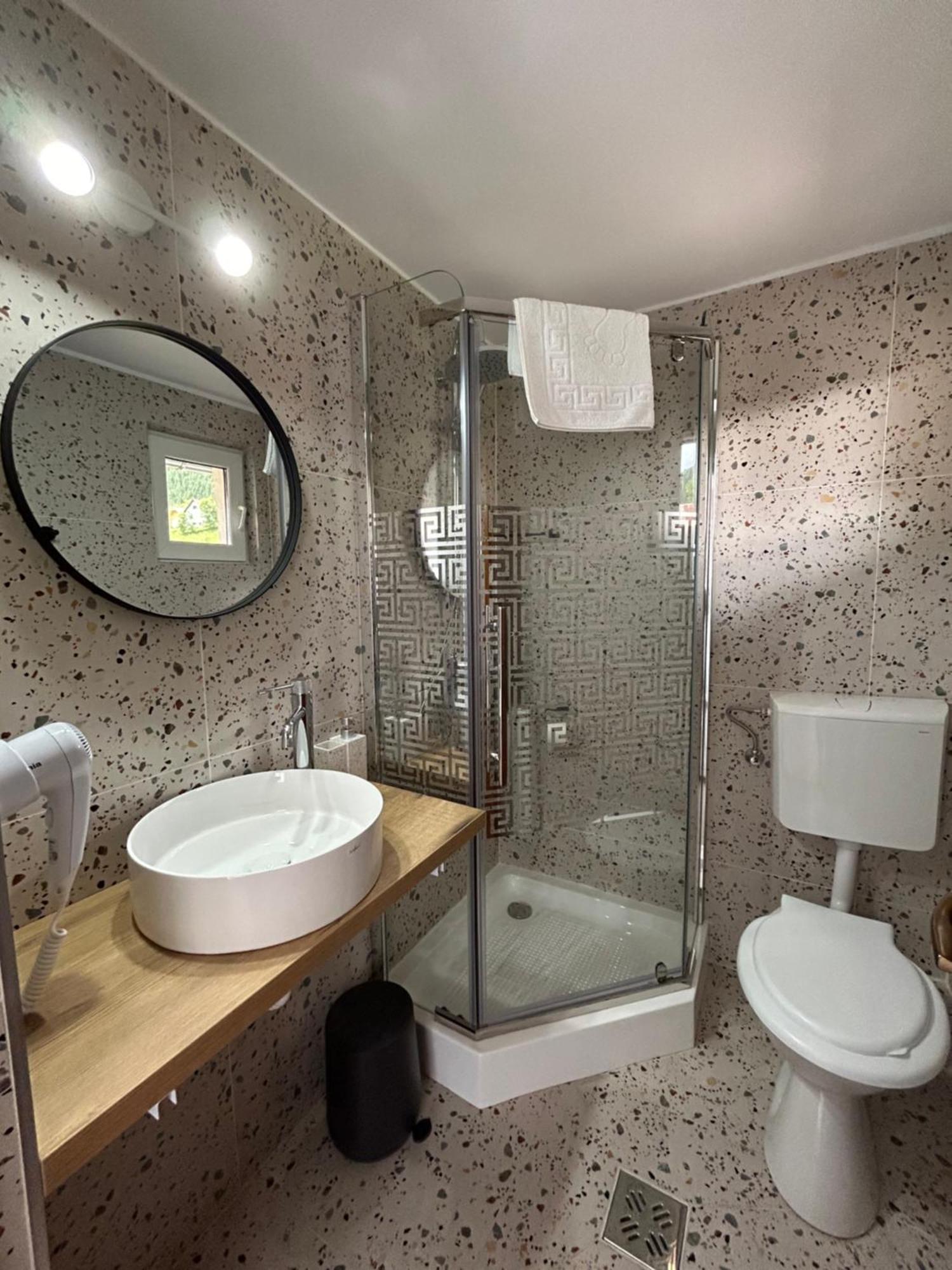 Hotel Casa Mia Moeciu De Sus Esterno foto