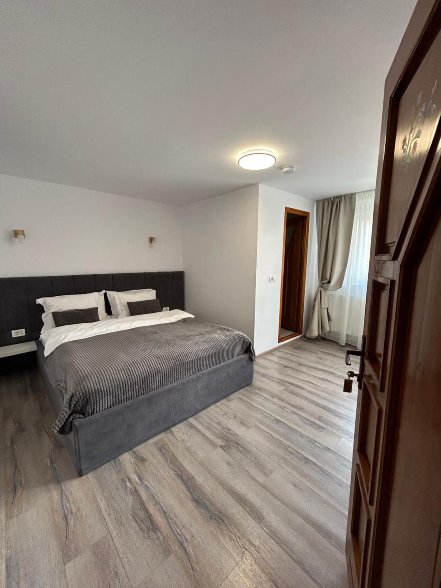 Hotel Casa Mia Moeciu De Sus Esterno foto