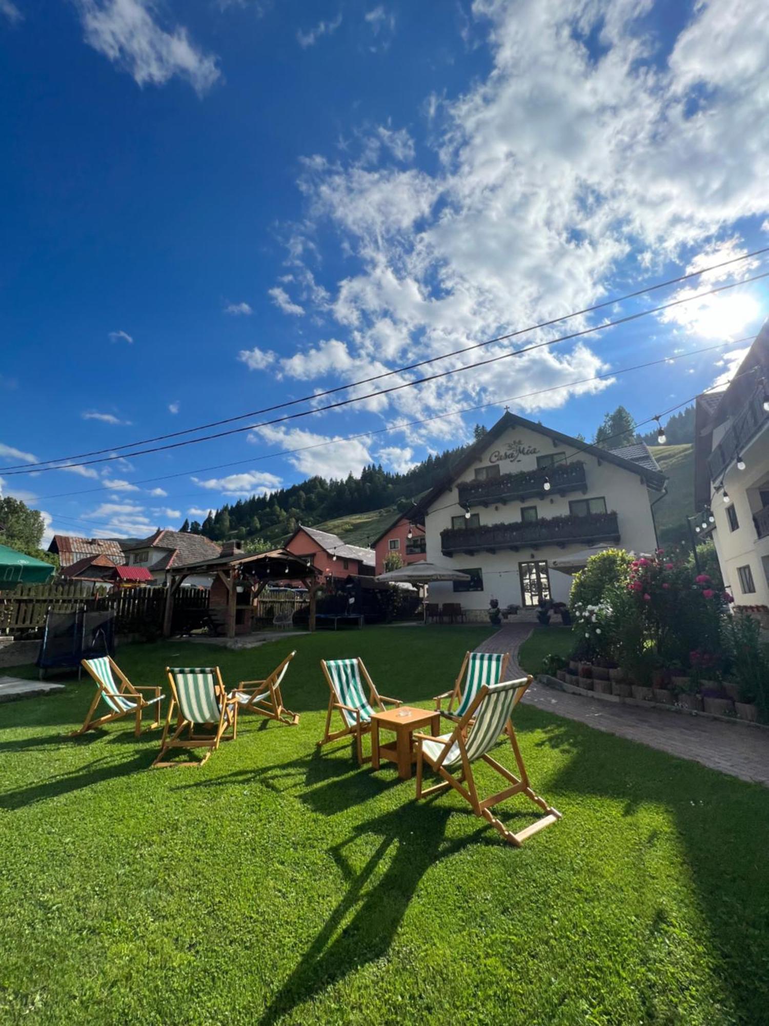 Hotel Casa Mia Moeciu De Sus Esterno foto
