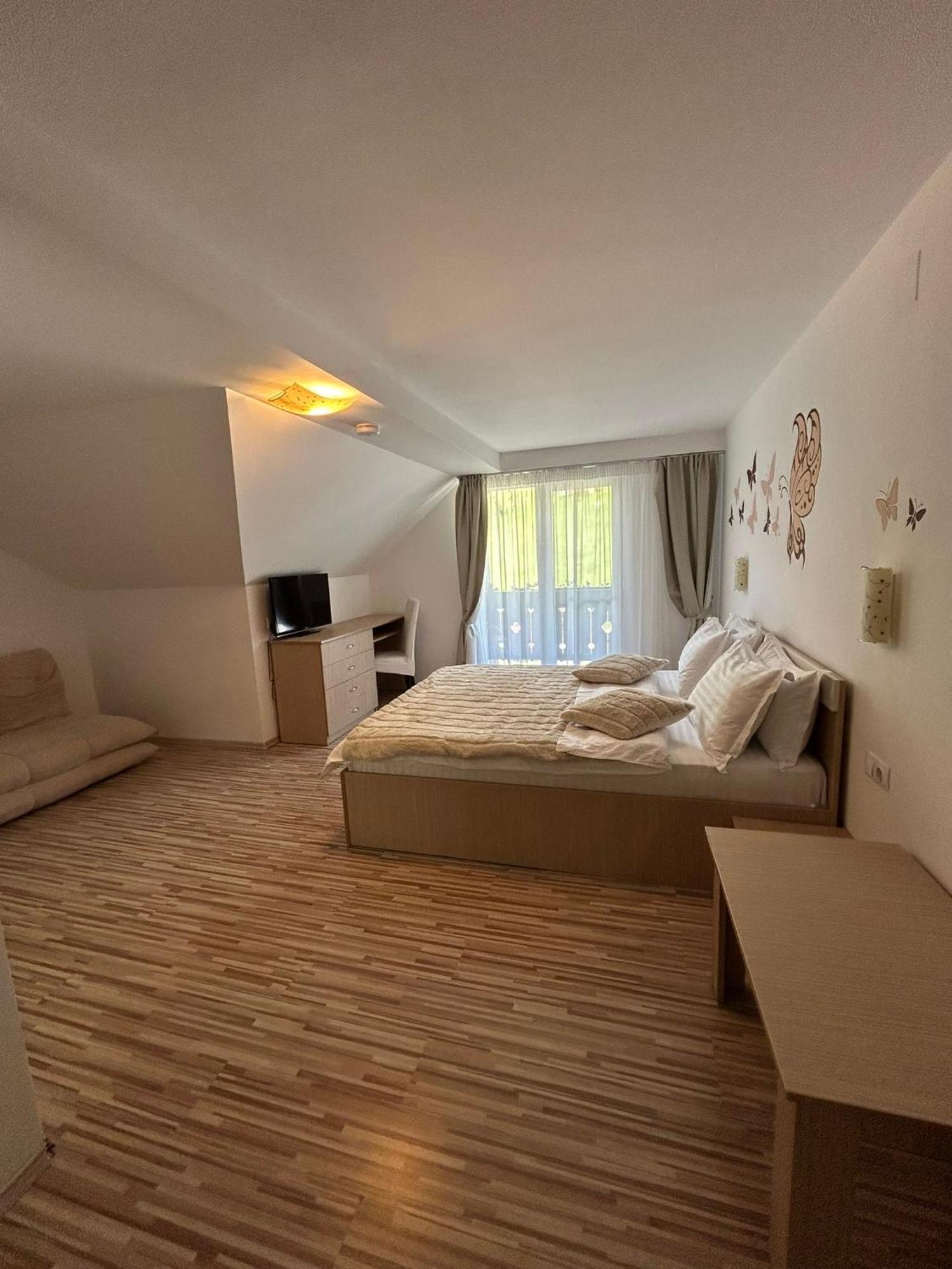 Hotel Casa Mia Moeciu De Sus Esterno foto